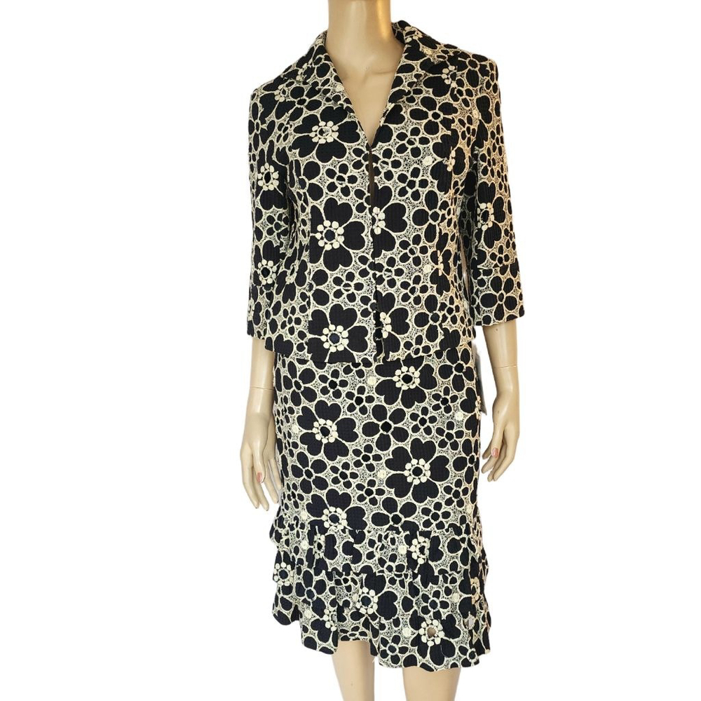 LAFAYETTE 148 NEW YORK NWT $956 Skirt Set Size 4 Navy White Floral Embroidery